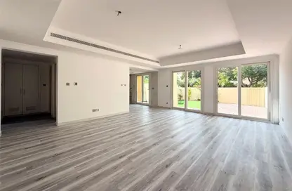 Villa - 3 Bedrooms - 3 Bathrooms for rent in Springs 4 - The Springs - Dubai