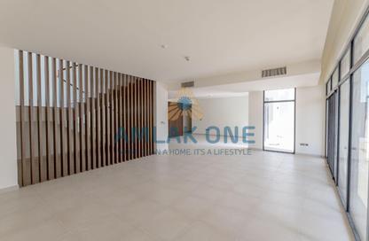 Villa - 4 - 7 for rent in West Yas - Yas Island - Abu Dhabi