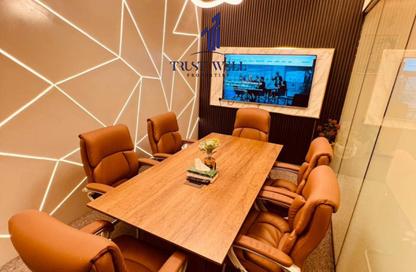 Business Centre - Studio - 5 Bathrooms for rent in Dar Al Salam Building - Corniche Road - Abu Dhabi