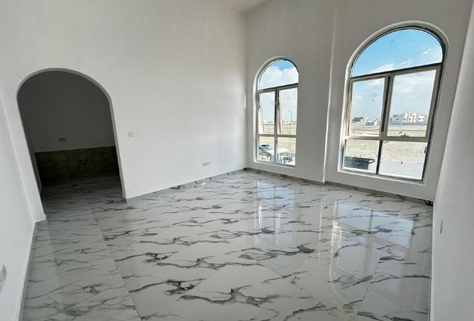132071872 - Property Image 3