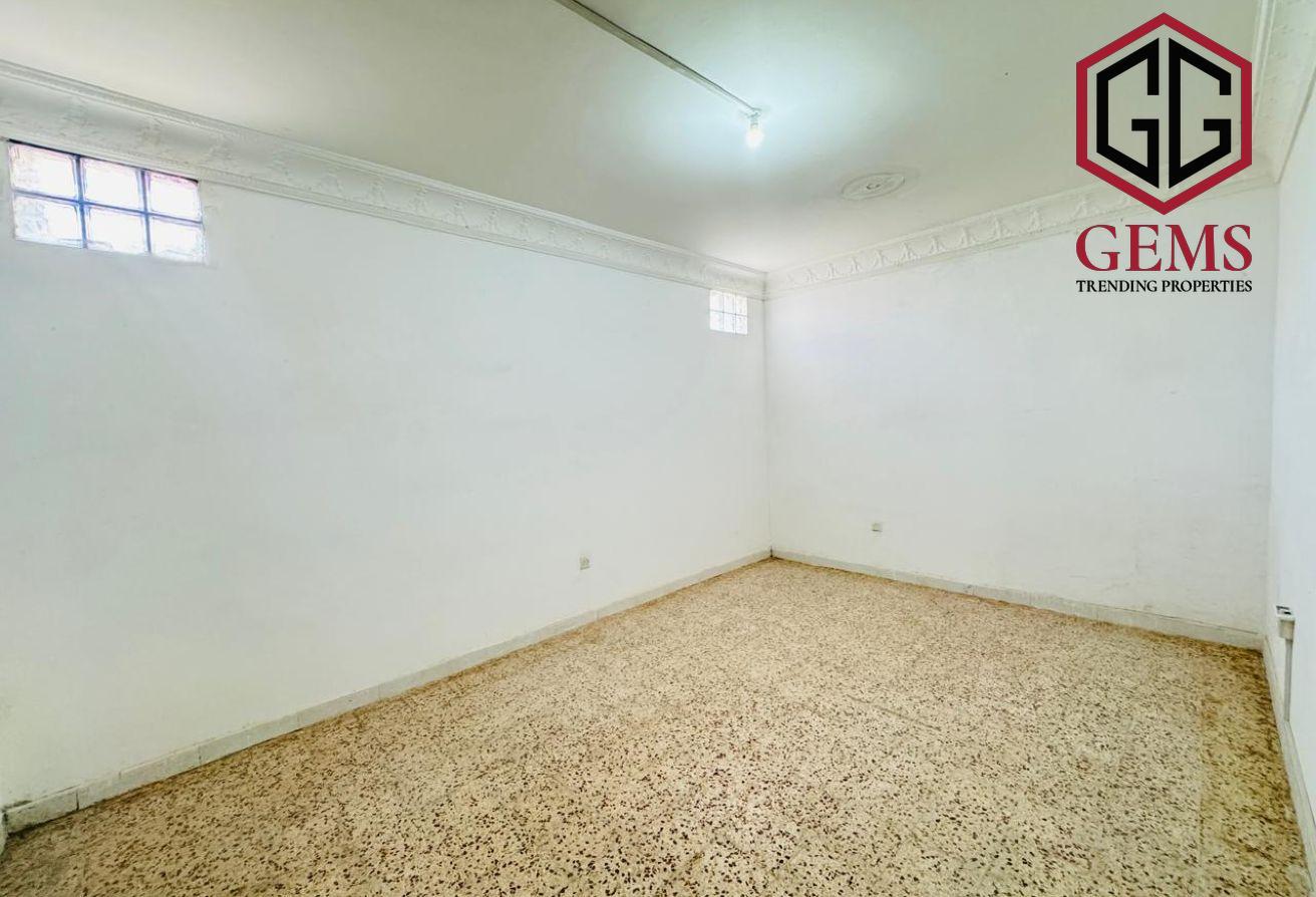 GROUND FLOOR | BEST FOR COMMERICAL USAGE | MODERN photo 9