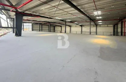 Warehouse - Studio for rent in Phase 1 - Dubai Investment Park (DIP) - Dubai