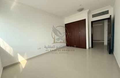 Apartment - 3 - 4 for rent in Al Mamzar - Al Mamzar - Sharjah - Sharjah