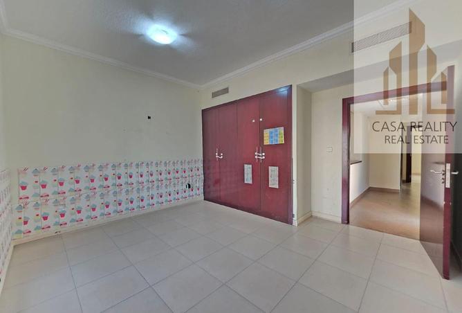 79861277 - Property Image 3