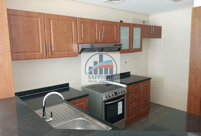 1 Bedroom with Lake View Unfurnished photo 3