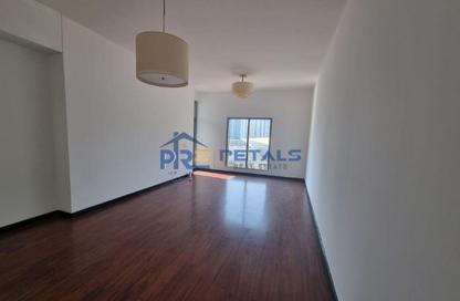 Apartment - 1 Bedroom - 2 Bathrooms for rent in Green Lakes Towers 1 - Green Lakes Towers - JLT Cluster S - Jumeirah Lake Towers - Dubai