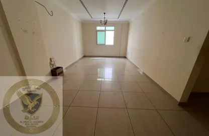 Apartment - 2 Bedrooms - 2 Bathrooms for rent in Al Qulaya'ah - Al Sharq - Sharjah