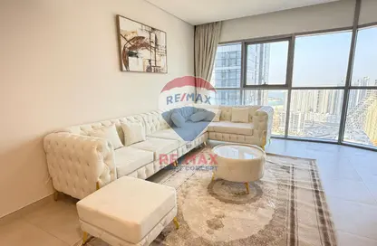 شقة - 2 غرف نوم - 3 حمامات للايجار في راديانت سكوير - مدينة الأضواء - جزيرة الريم - أبوظبي