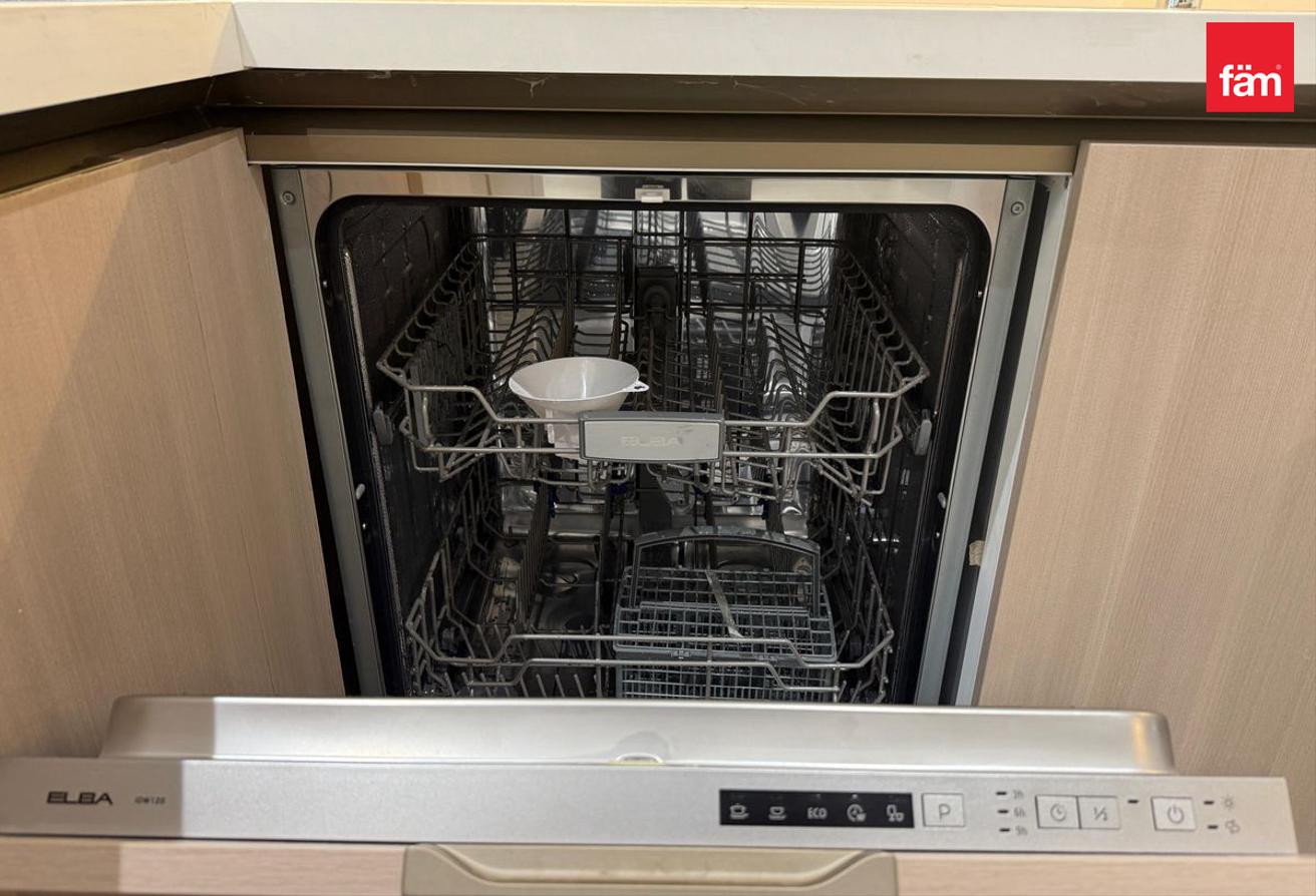 WiFi Free | Spacious | Brand New photo 12