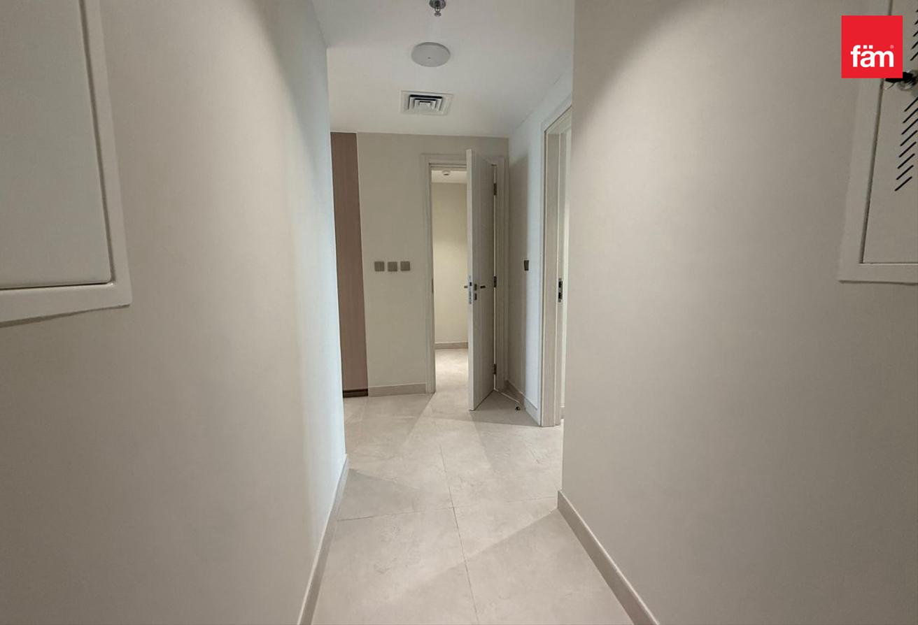 WiFi Free | Spacious | Brand New photo 5