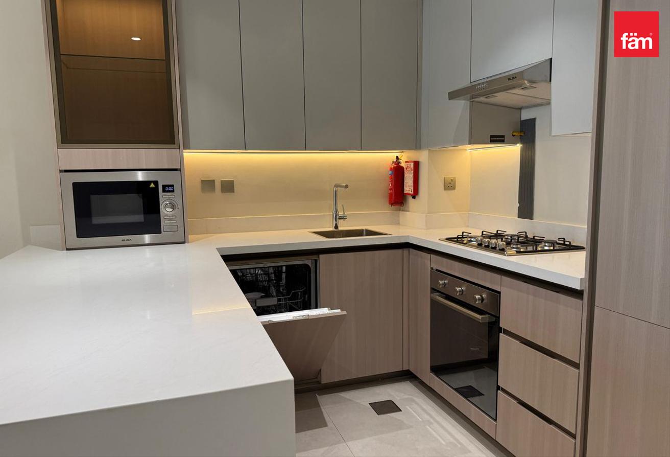 WiFi Free | Spacious | Brand New photo 7