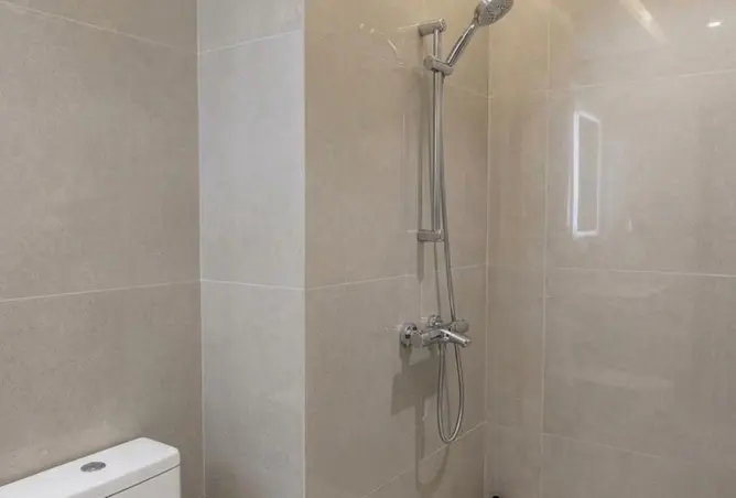 145987803 - Property Image 3