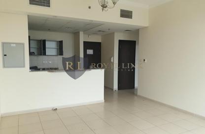 Apartment - 1 - 1 for rent in Mazaya 12 - Queue Point - Liwan - Dubai