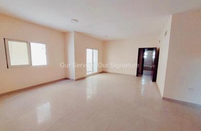 Apartment - 2 Bedrooms - 3 Bathrooms for rent in New Al Taawun Road - Al Taawun - Sharjah
