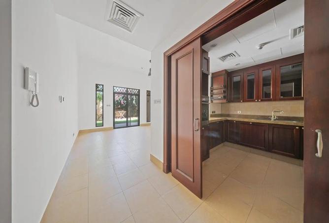 106403738 - Property Image 3