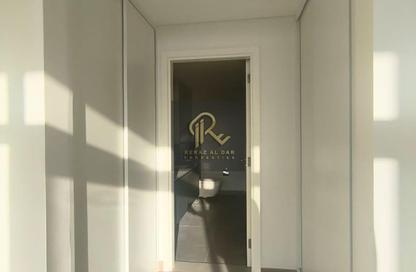 Apartment - 2 Bedrooms - 3 Bathrooms for rent in Vida 1 - Vida Residences - Aljada - Sharjah