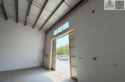 Warehouse - Studio - 1 for rent in Al Jurf Industrial 2 - Al Jurf Industrial - Ajman