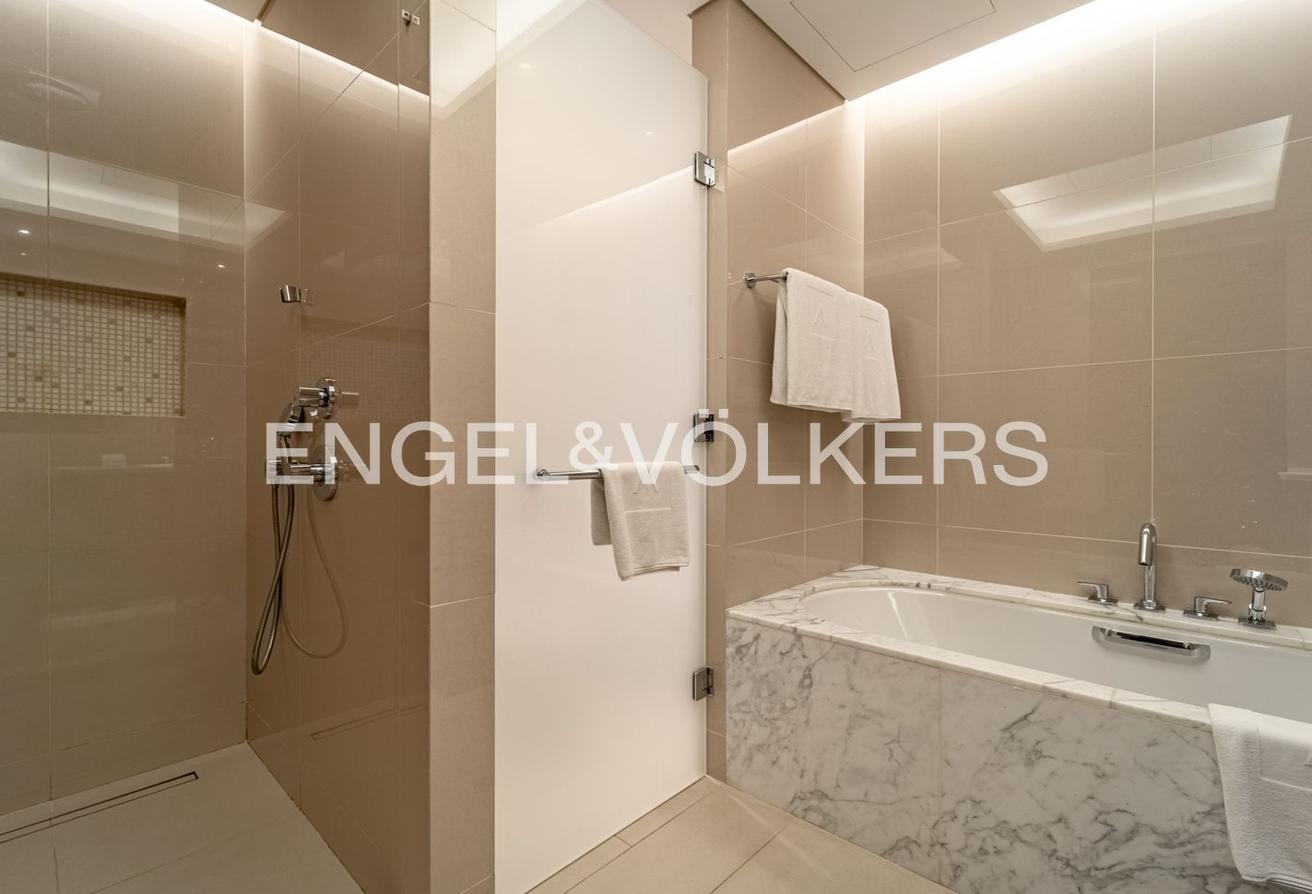 Burj Khalifa View | Luxurious | Premium photo 20