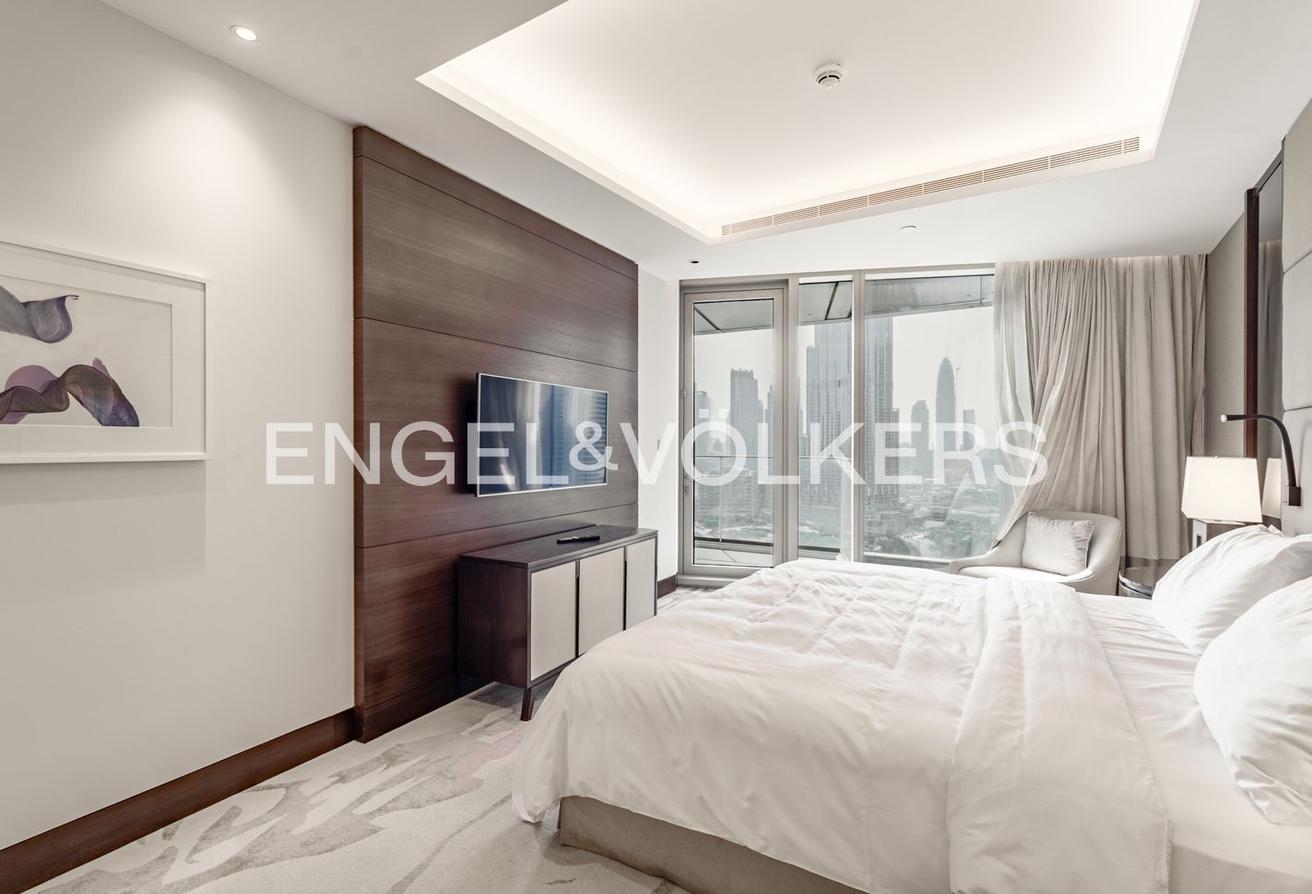 Burj Khalifa View | Luxurious | Premium photo 14