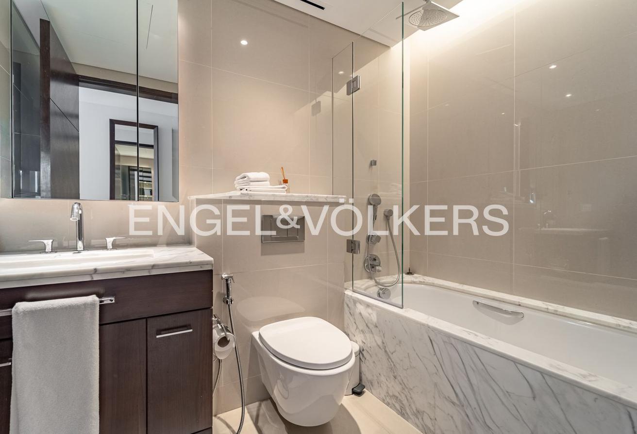 Burj Khalifa View | Luxurious | Premium photo 18