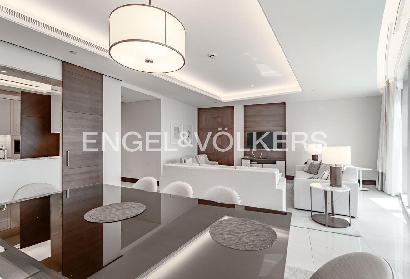 Burj Khalifa View | Luxurious | Premium photo 7