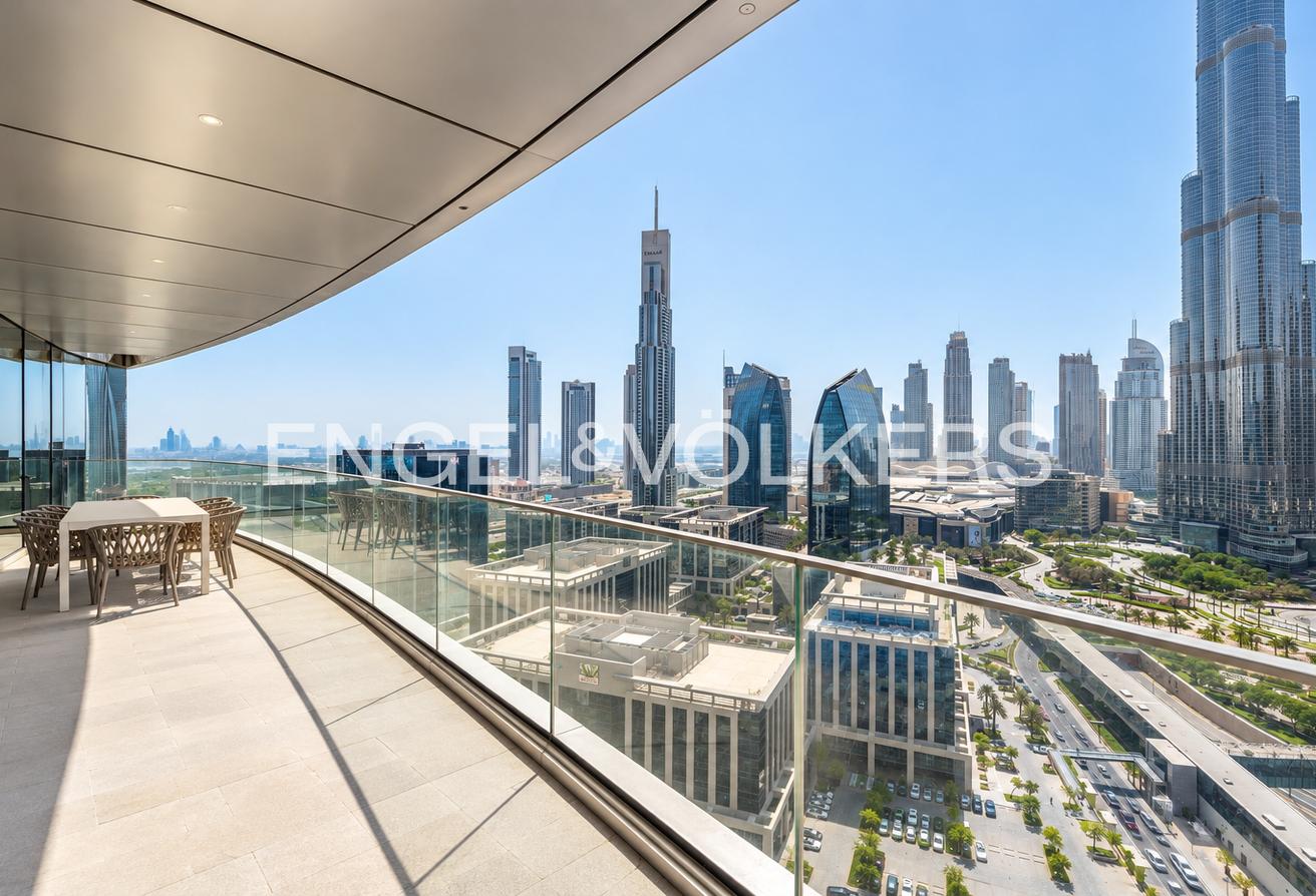 Burj Khalifa View | Luxurious | Premium photo 13