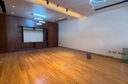 Office Space - Studio - 2 Bathrooms for rent in Al Karama - Dubai