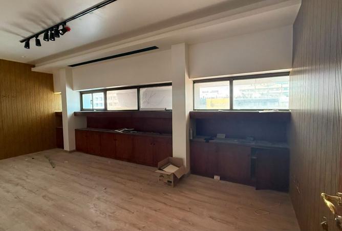 124279018 - Property Image 3