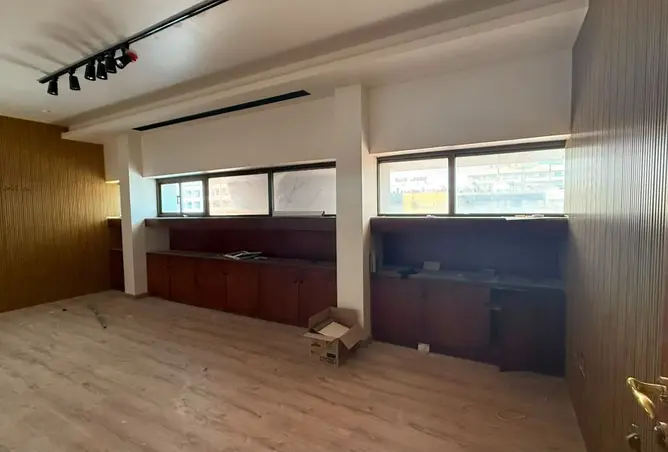 124279018 - Property Image 3