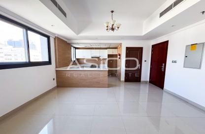 Apartment - 2 Bedrooms - 1 Bathroom for rent in Sultan Residences - Al Muraqqabat - Deira - Dubai