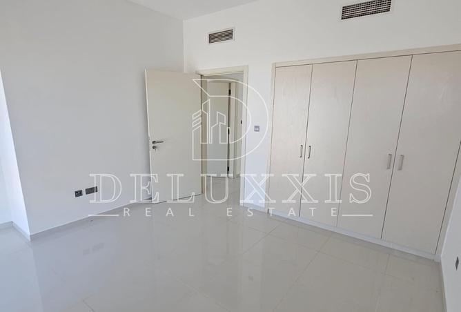 70690323 - صورة العقار 3