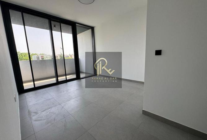 76984557 - Property Image 3