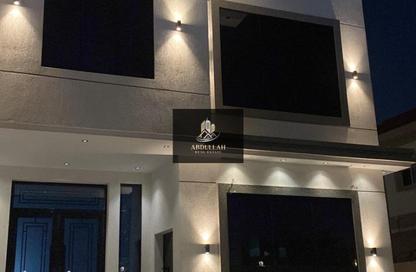 Villa - 5 Bedrooms - 7+ Bathrooms for rent in Al Tarfa - Mughaidir - Sharjah