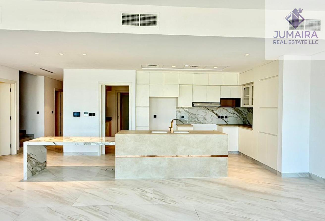 Exclusive Waterfront Paradise 4BR Villa Pool, GYM