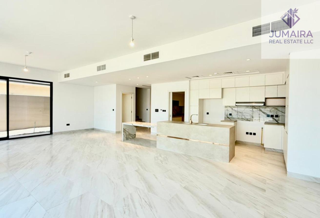 Exclusive Waterfront Paradise 4BR Villa Pool, GYM