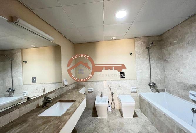 83681275 - Property Image 3