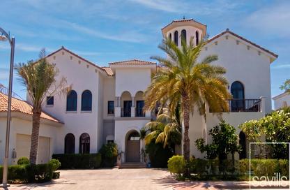 Villa - 6 Bedrooms - 7 Bathrooms for rent in Signature Villas Frond E - Signature Villas - Palm Jumeirah - Dubai