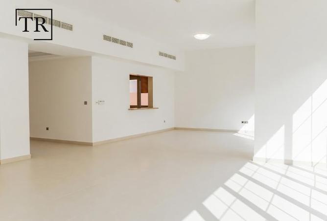 80676645 - Property Image 3