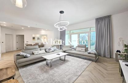 Apartment - 2 Bedrooms - 4 Bathrooms for rent in Al Msalli - Shoreline Apartments - Palm Jumeirah - Dubai
