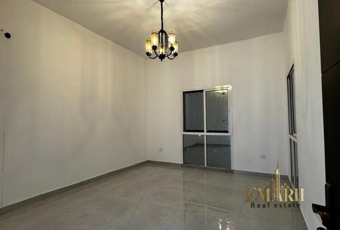 85764912 - Property Image 3