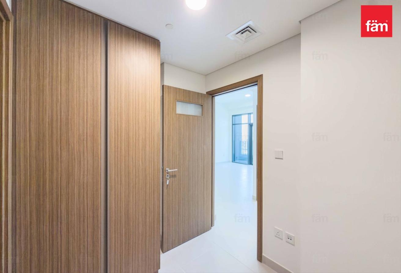 VillaStyle Living | Private Entrance photo 11