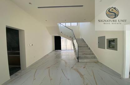 Villa - 4 Bedrooms - 6 Bathrooms for rent in Al Aweer 1 - Al Aweer - Dubai Villa - 4 Bedrooms - 6 Bathrooms for rent in Al Aweer 1 - Al Aweer - Dubai