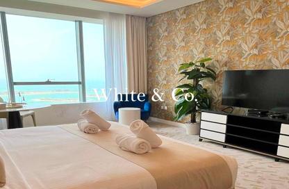 Apartment - Studio - 1 Bathroom for rent in The Palm Tower - Palm Jumeirah - Dubai