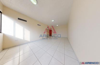 Apartment - 2 Bedrooms - 2 Bathrooms for rent in Golden Sands 1 - Al Mankhool - Bur Dubai - Dubai