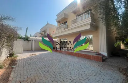 Villa - 5 Bedrooms - 4 Bathrooms for rent in Umm Suqeim 2 Villas - Umm Suqeim 2 - Umm Suqeim - Dubai