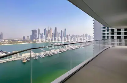 Apartment - 3 Bedrooms - 4 Bathrooms for rent in Palace Beach Residence Tower 2 - Palace Beach Residence - EMAAR Beachfront - Dubai Harbour - Dubai