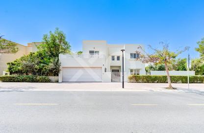 Villa - 5 - 5 for rent in Meadows 6 - Meadows - Dubai