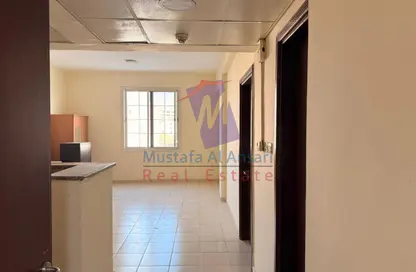 Apartment - 1 Bedroom - 2 Bathrooms for rent in Building Z03 - England Cluster - International City - Dubai