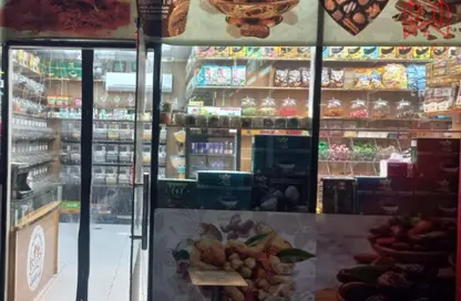 Retail - Studio for rent in Al Jafiliya - Dubai