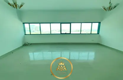 Apartment - 2 Bedrooms - 3 Bathrooms for rent in Al Mamzar - Al Mamzar - Sharjah - Sharjah
